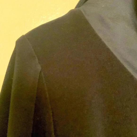 Joseph Ribkoff Gala Dress, Black, crinoline underneath, off the shoulders, Sz 12 - Picture 12 of 14